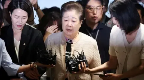 Disputed Church Head Denies Gift-giving Accusations Involving Former South Korean First Lady