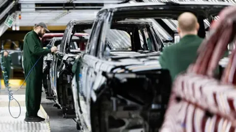 JLR Vendor Network Workers Reportedly Told to Register for Government Benefits, Labor Group States