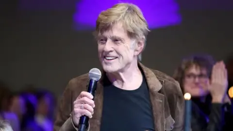 Robert Redford: The Captivating Performer Whose Aura Lit Up Tinseltown