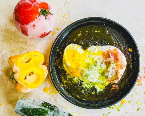 Ways to Convert Surplus Fruit and Veg into a Icy Food Topping – Guide